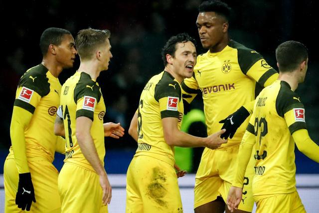 西甲-拉菲尼亚双响德容破门 巴萨5-1马略卡